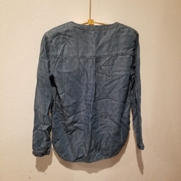 Anthropologie Cloth & Stone Printed Chambray Popover Top Long Sleeve Small Blue - Picture 2 of 6